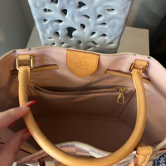 Original Girolata louis Vuitton Bag - Picture 4 of 6